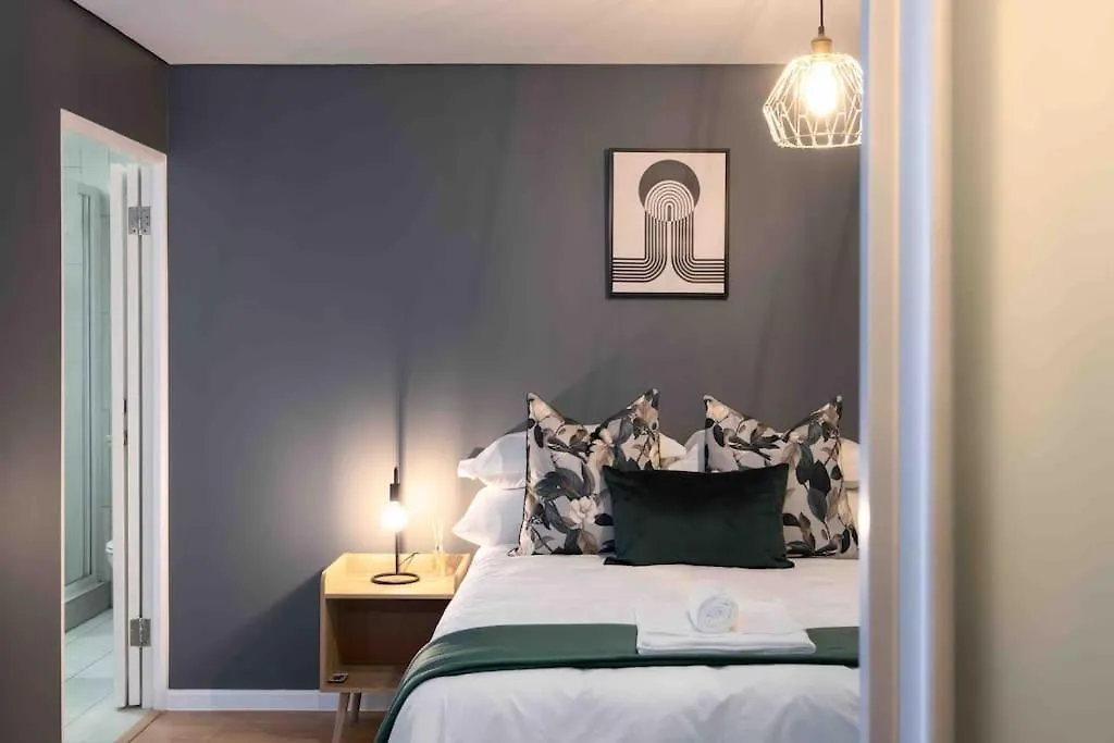 Icarus Homes -Cape Town Mountain View 0*,  Sudáfrica